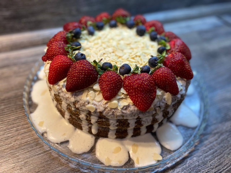 Торт «Королевский» с изюмом, маком и грецким орехом!